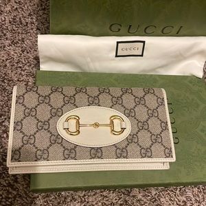GUCCI Horsebit 1955 Wallet on chain